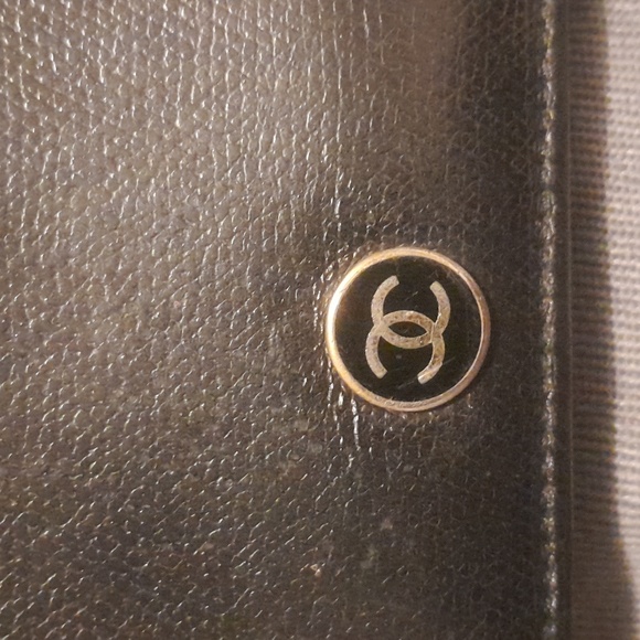 Chanel Continental Wallet - Picture 2 of 6